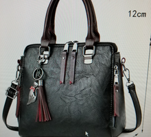 Load image into Gallery viewer, Pretty Shoulder Double Tassel Handbag Tote